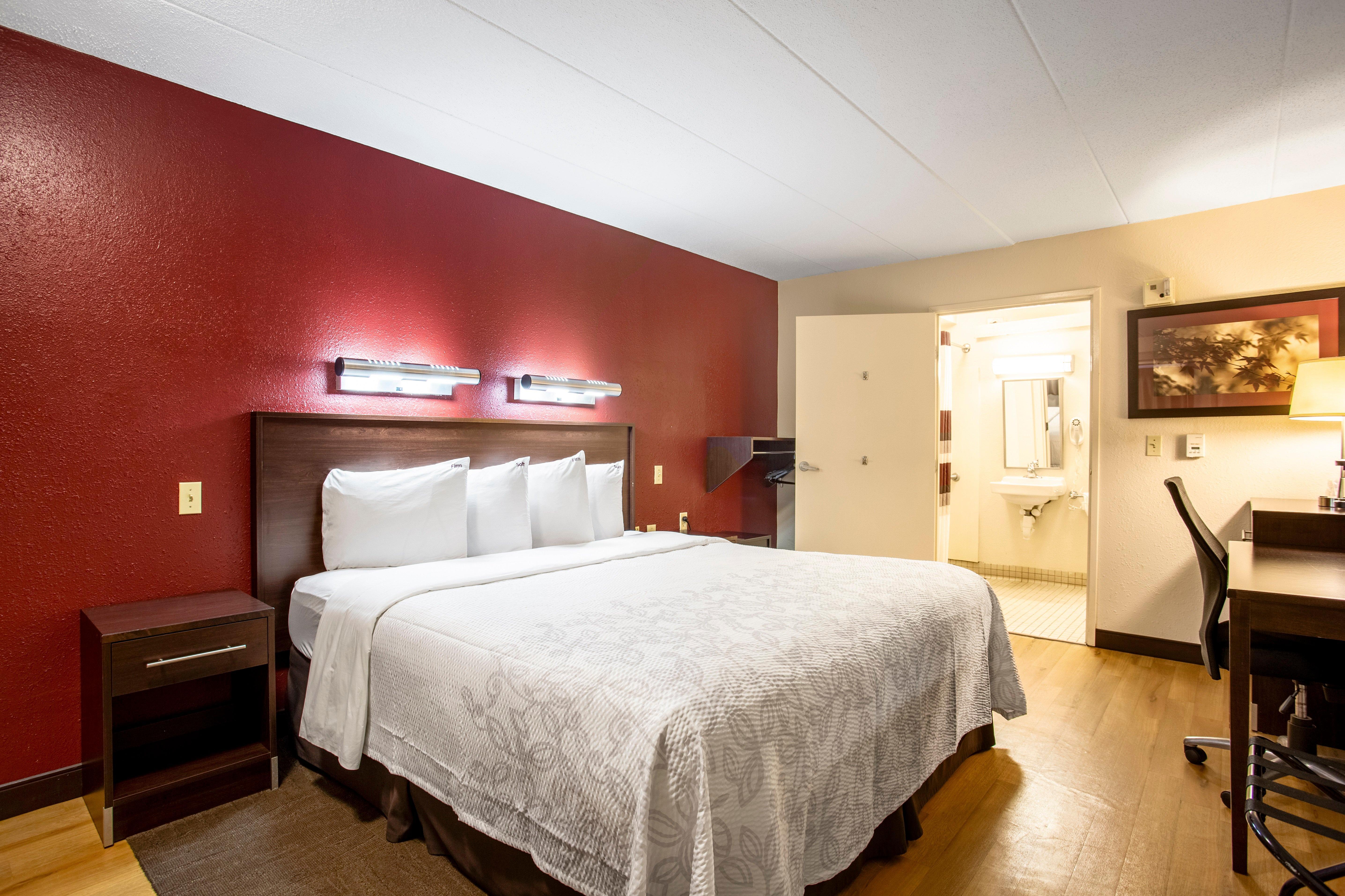 Red Roof Inn Plus+ Atlanta - Buckhead Druid Hills Exterior foto